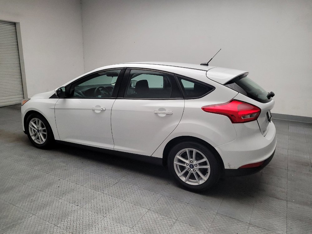 Used 2018 Ford Focus SE FWD image 3