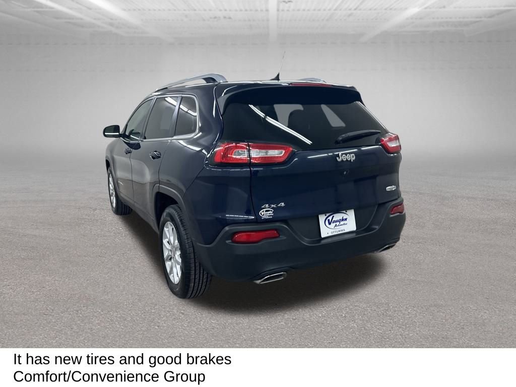Used 2015 Jeep Cherokee Latitude w/ Comfort/Convenience Group image 10
