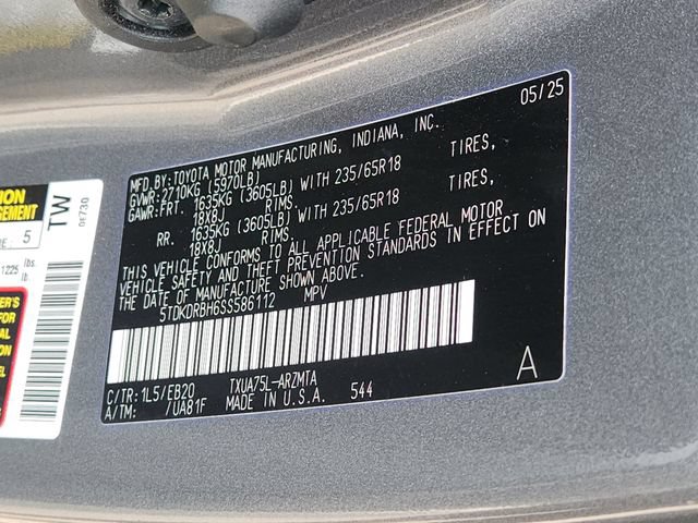 Used 2025 Toyota Highlander XLE AWD/4WD image 34