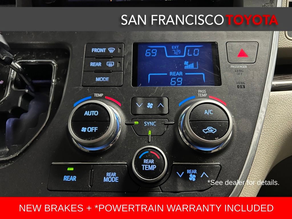Used 2016 Toyota Sienna XLE Premium FWD image 29