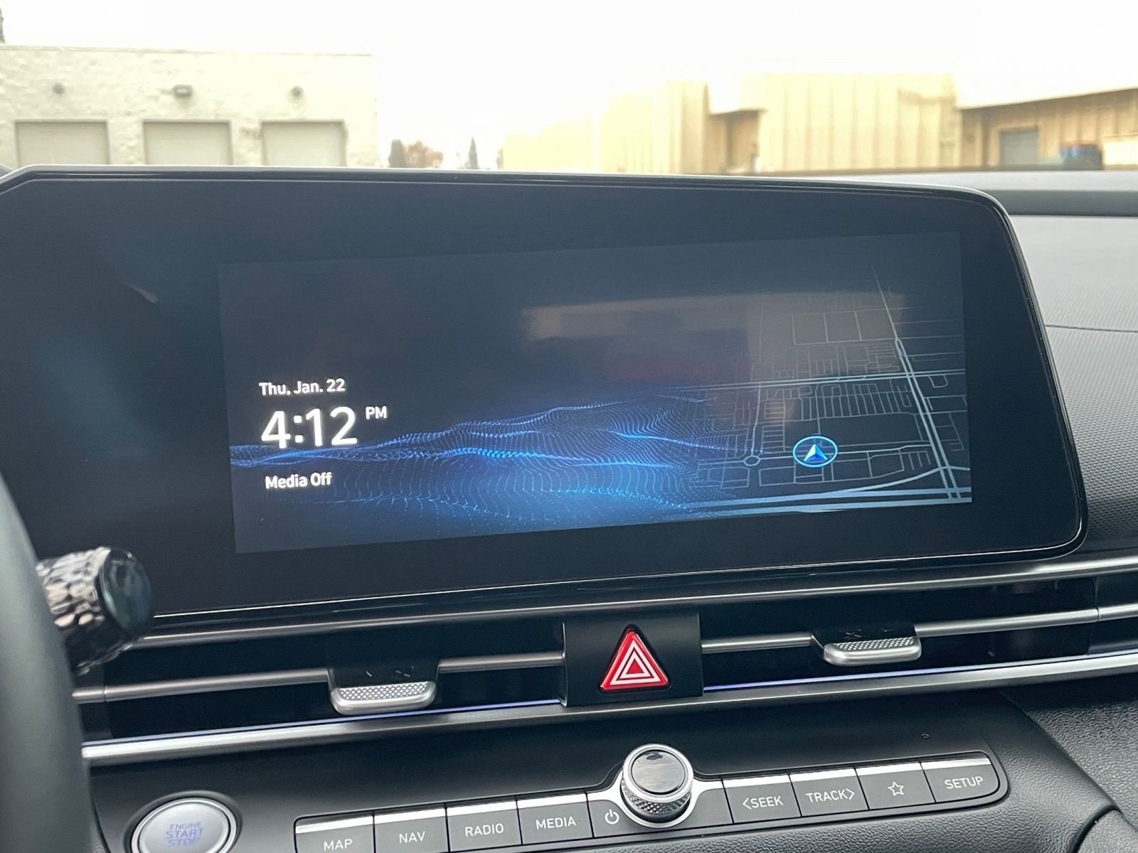 Used 2025 Hyundai Elantra Limited image 21