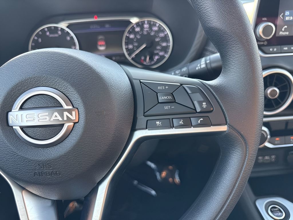 Used 2025 Nissan Sentra SV image 14