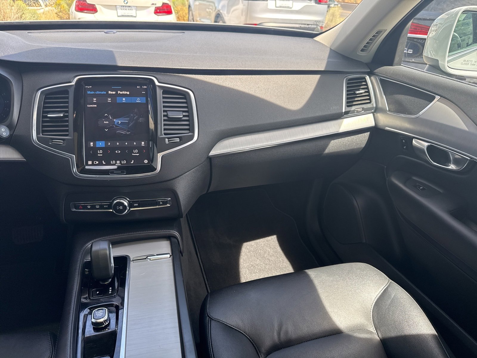 Used 2025 Volvo XC90 B5 Core image 21