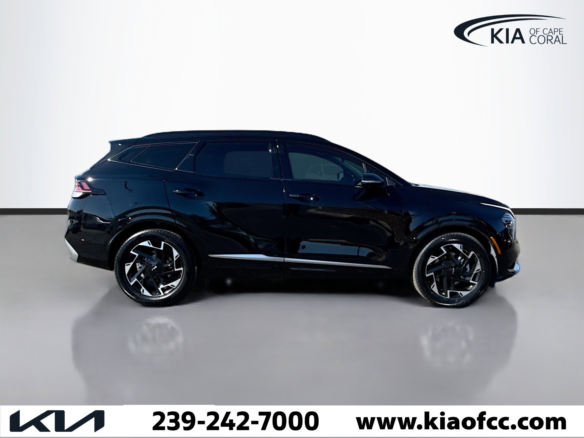 Certified 2025 Kia Sportage SX image 6