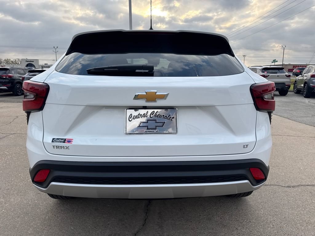 New 2026 Chevrolet Trax LT image 5