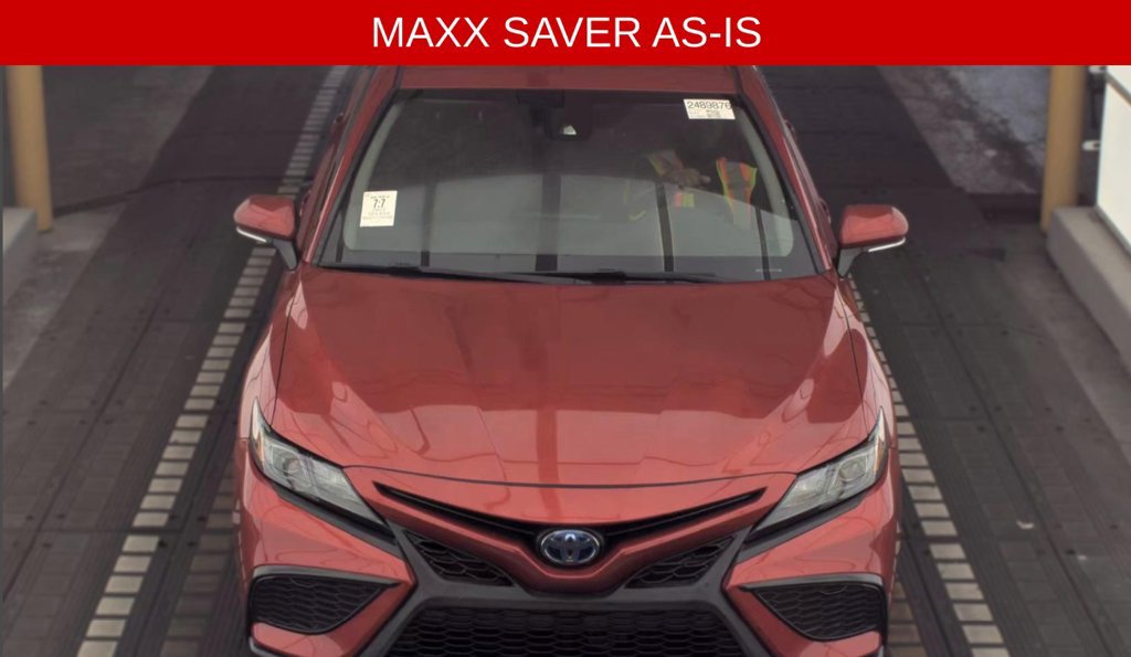 Used 2022 Toyota Camry SE FWD image 3