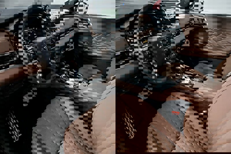 New 2025 Mitsubishi Outlander SEL image 12