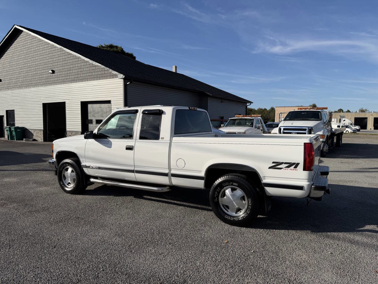 Used 1998 Chevrolet Silverado 1500 4x4 Extended Cab w/ Preferred Equipment Group 2 image 2