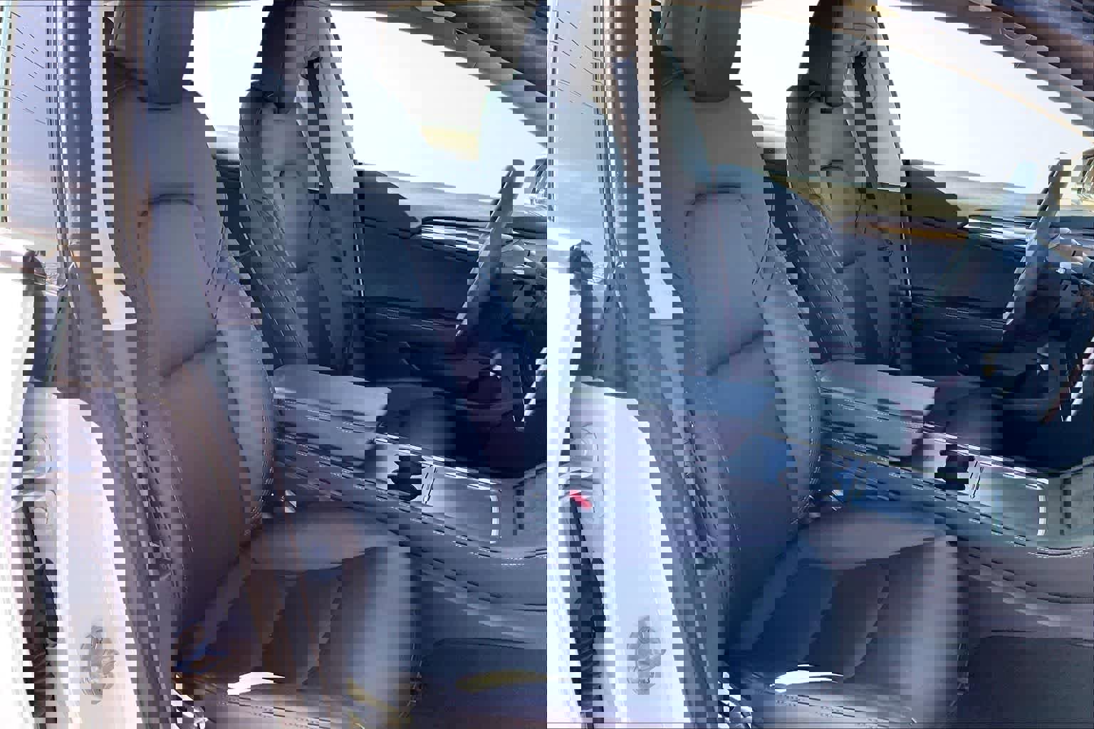 Used 2023 Tesla Model 3 Standard Range image 14