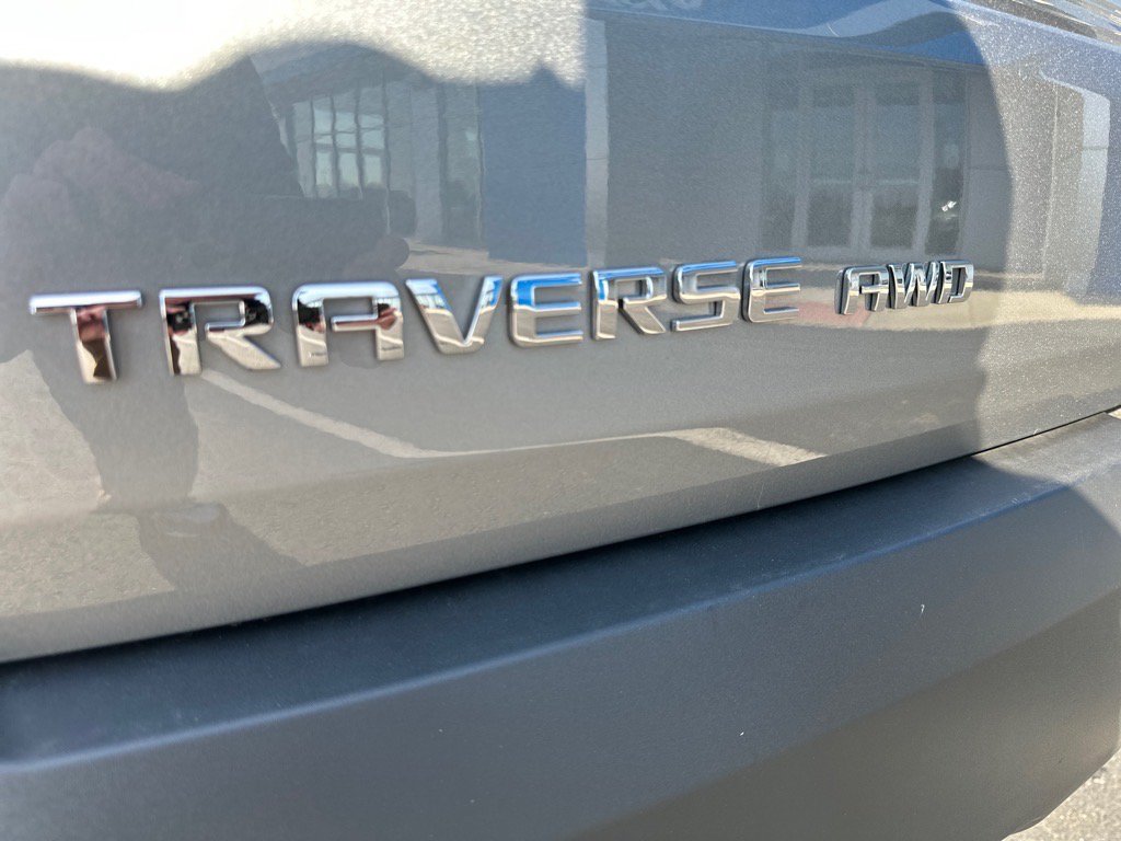 Used 2023 Chevrolet Traverse LT w/ LT Premium Package AWD/4WD image 24