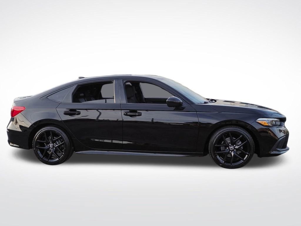 Used 2023 Honda Civic Sport image 8