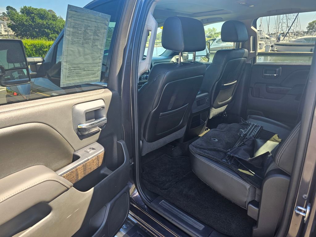 Used 2015 GMC Sierra 2500 Denali w/ Duramax Plus Package image 12