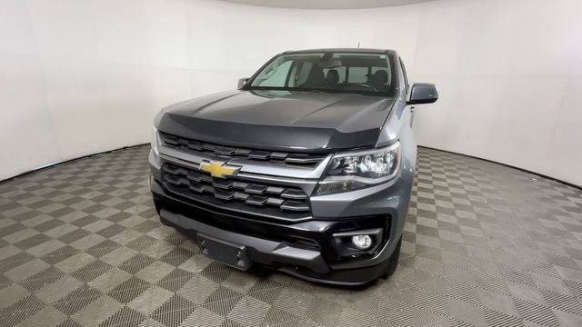 Used 2022 Chevrolet Colorado LT w/ LT Convenience Package AWD/4WD image 16