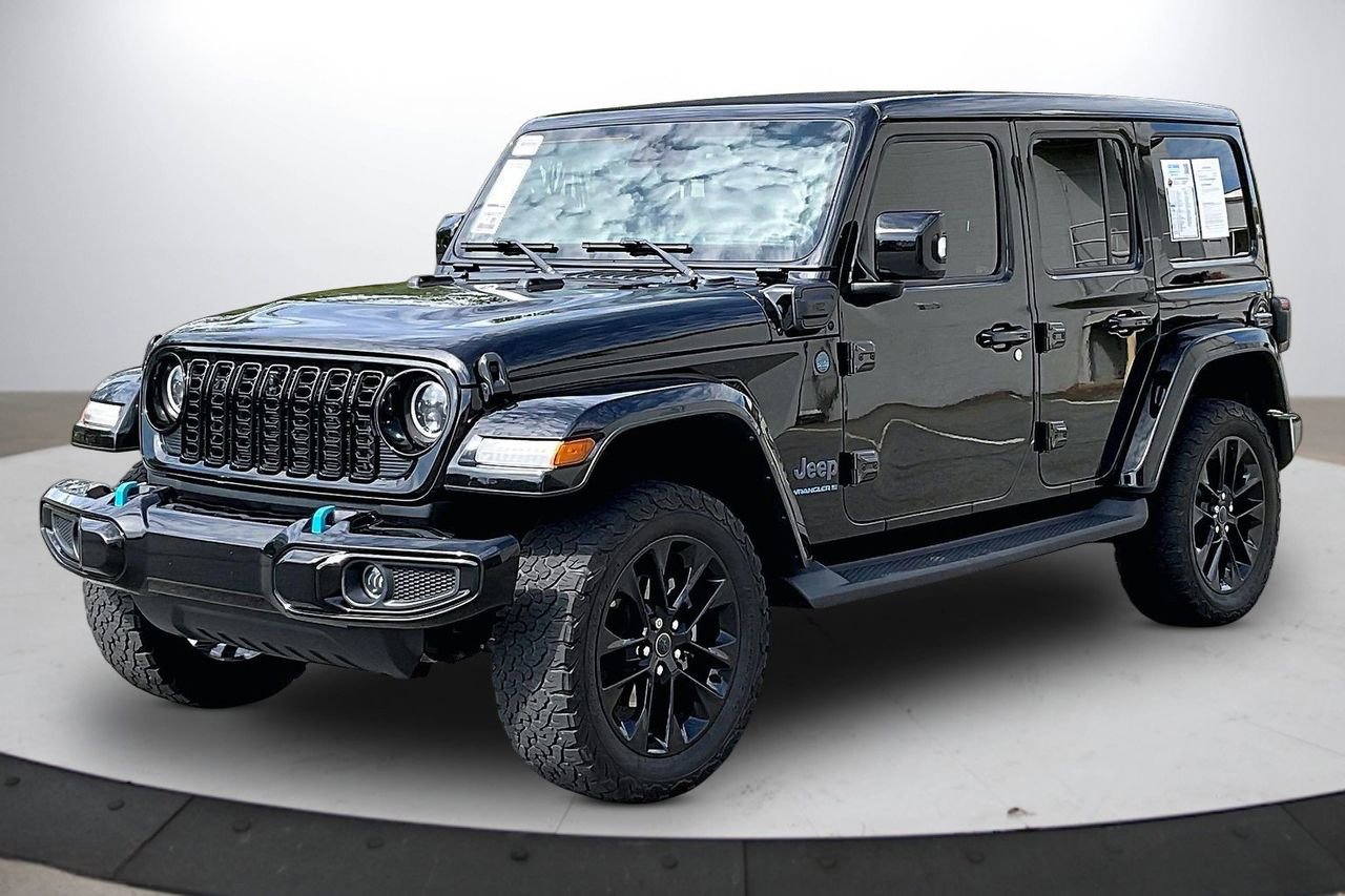 Used 2024 Jeep Wrangler High Altitude AWD/4WD image 4