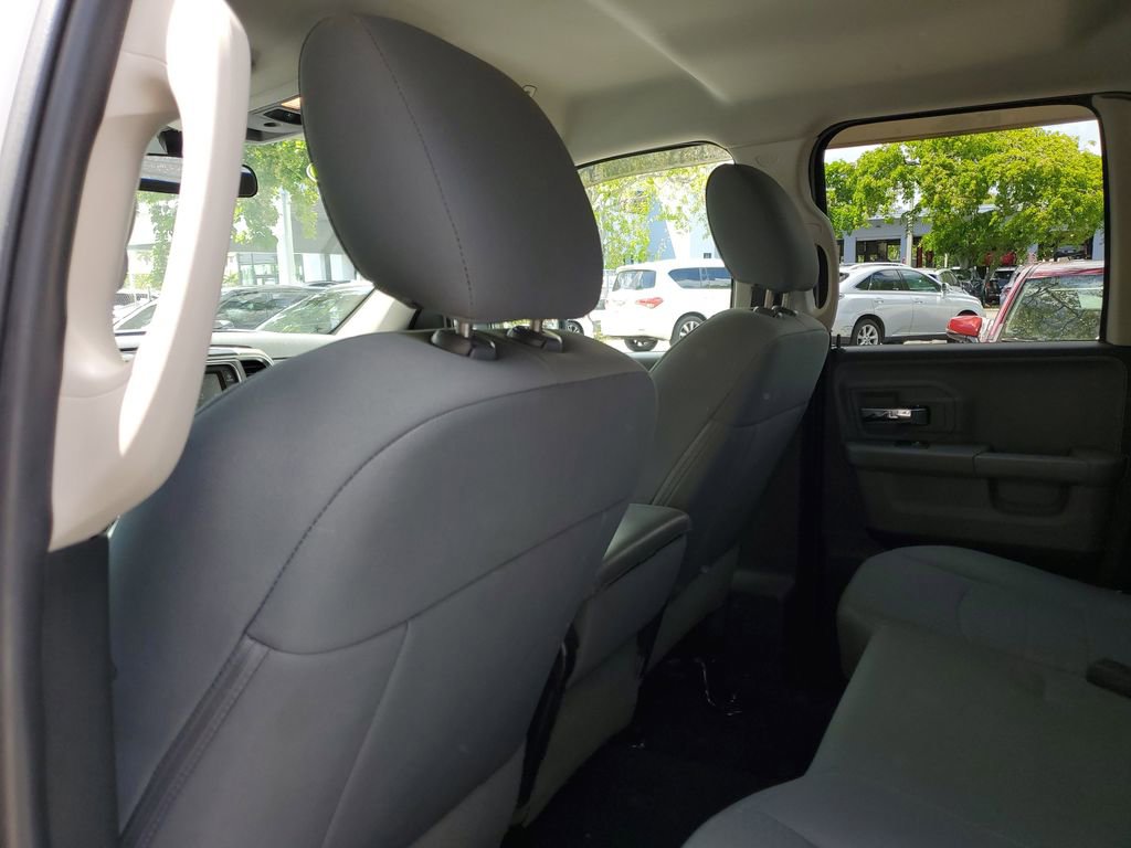 Used 2018 RAM 1500 Classic SLT image 14