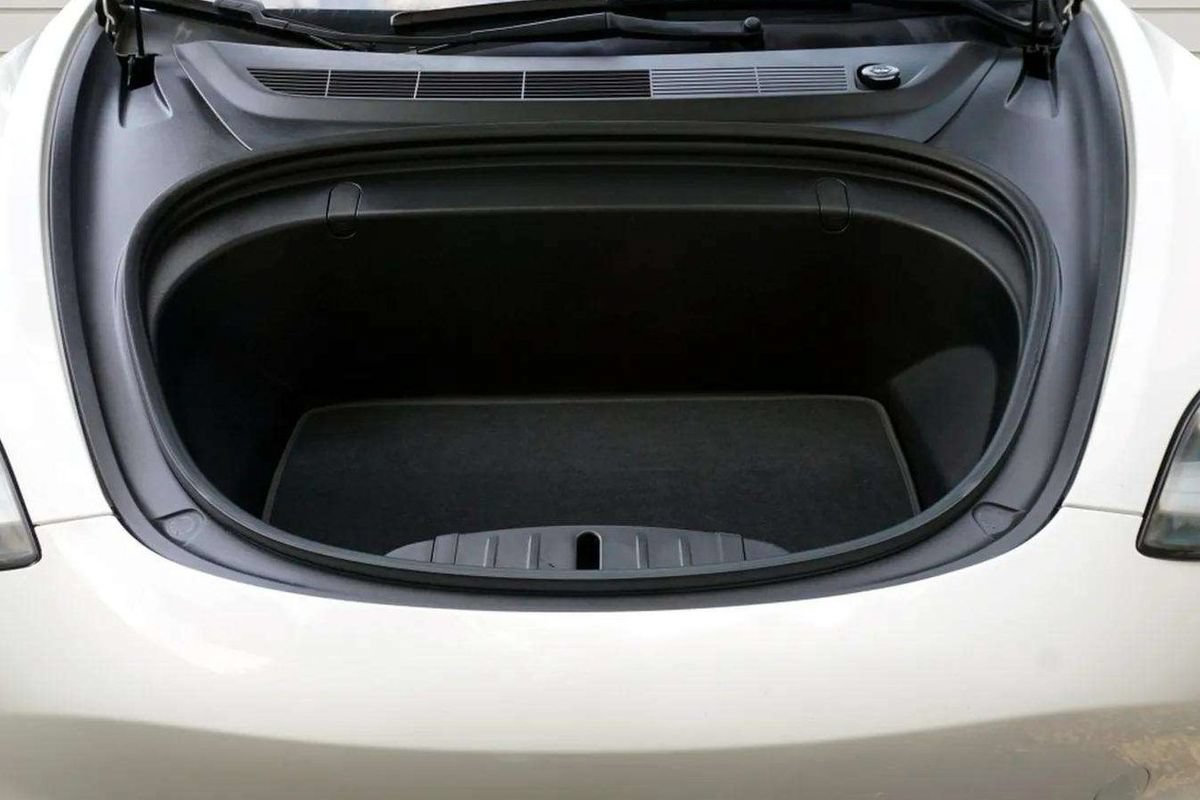 Used 2019 Tesla Model 3 Standard Range RWD image 11