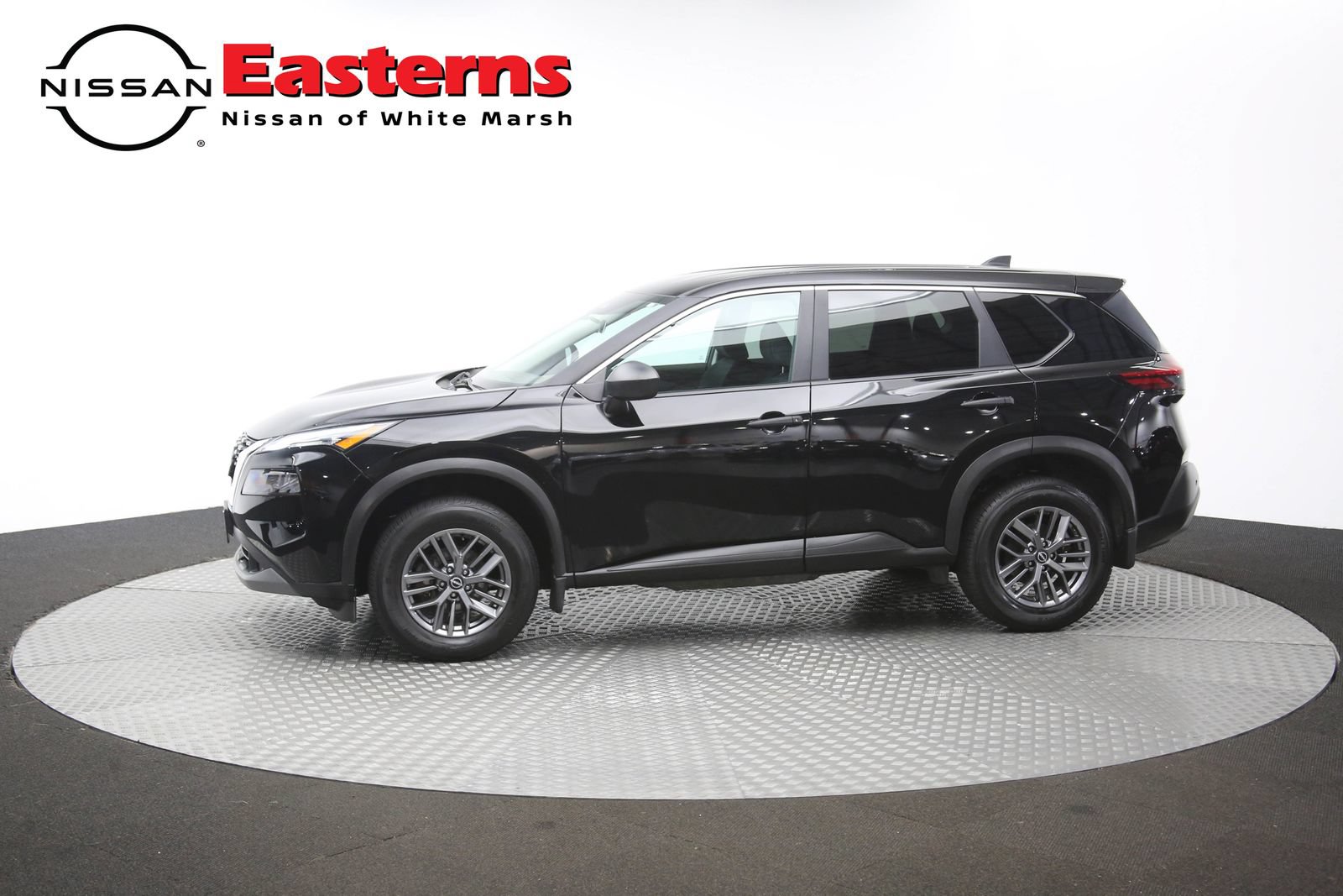 Used 2023 Nissan Rogue S AWD/4WD image 56