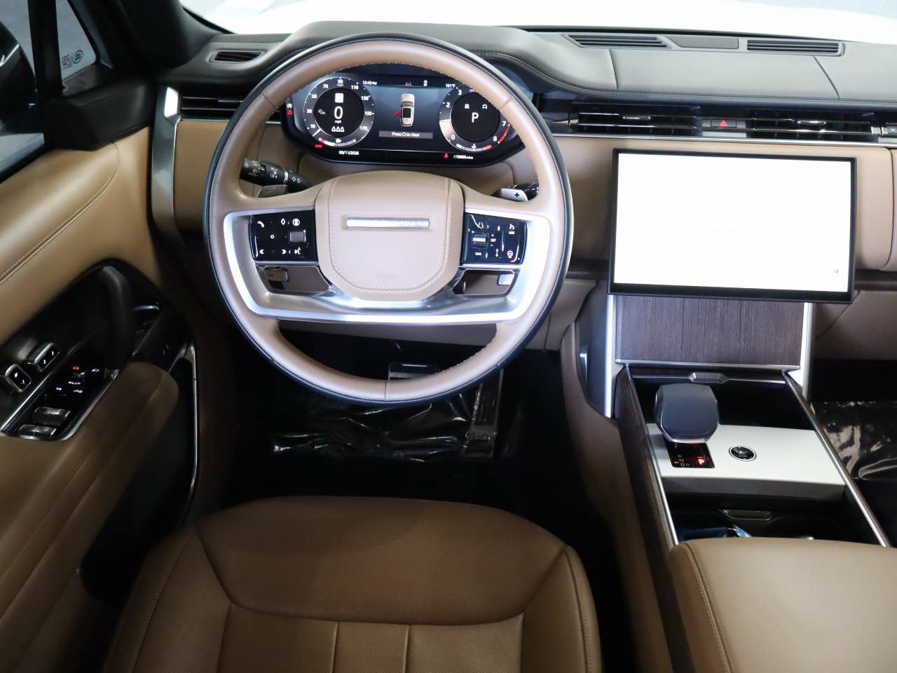 Used 2024 Land Rover Range Rover SE AWD/4WD image 15