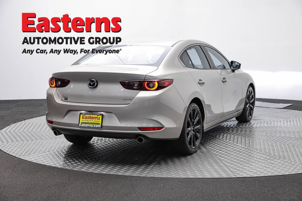 Used 2024 MAZDA MAZDA3 s FWD image 5