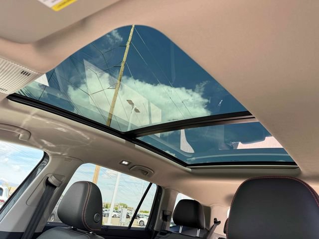 New 2026 Volkswagen Atlas Peak Edition AWD/4WD image 25