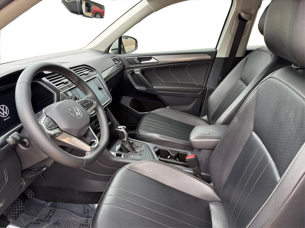 Used 2022 Volkswagen Tiguan SE FWD image 10