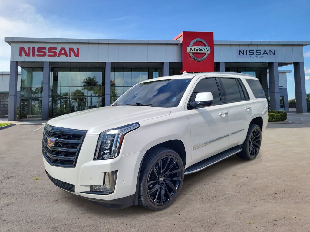 Used 2020 Cadillac Escalade Luxury RWD image 9