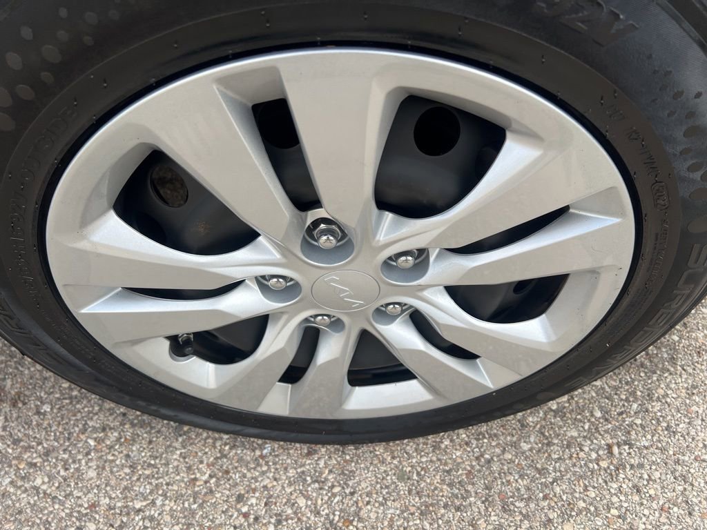 Certified 2022 Kia Soul LX image 39