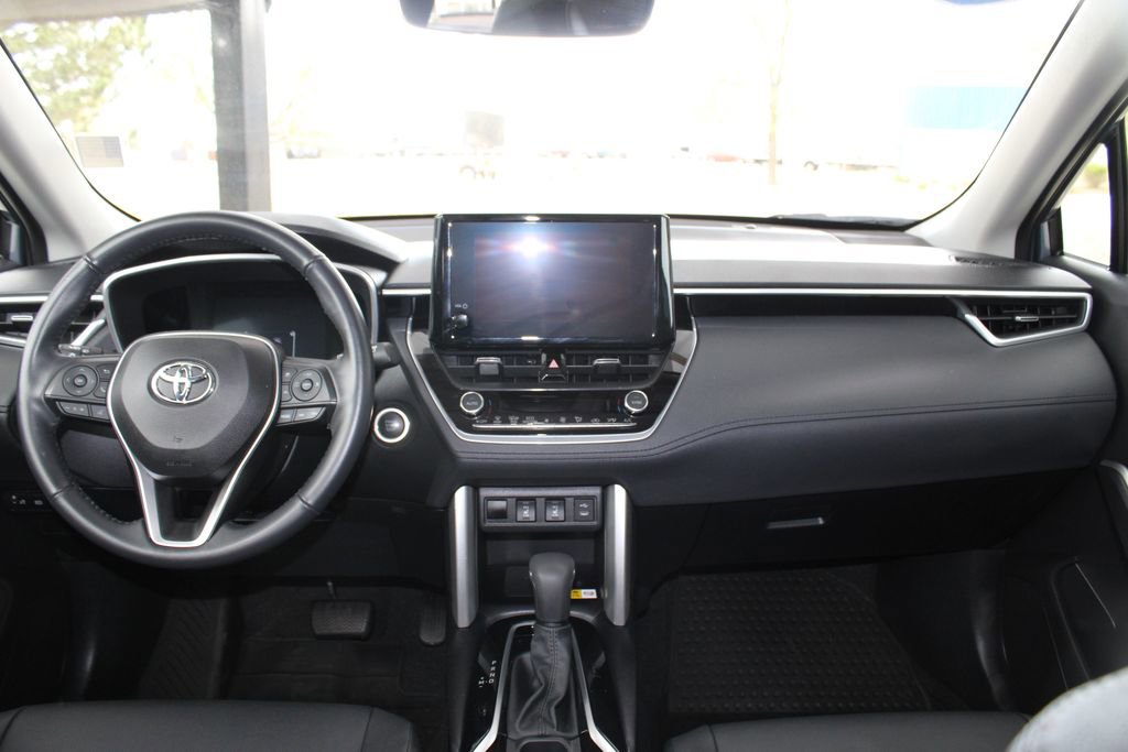 Certified 2023 Toyota Corolla Cross XLE w/ Black Badges Package (TMS) AWD/4WD image 24