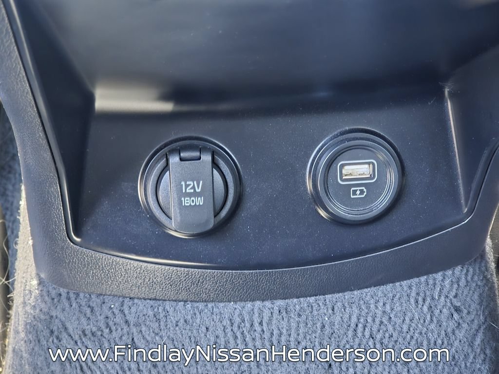 Used 2022 Kia Sorento LX AWD/4WD image 12
