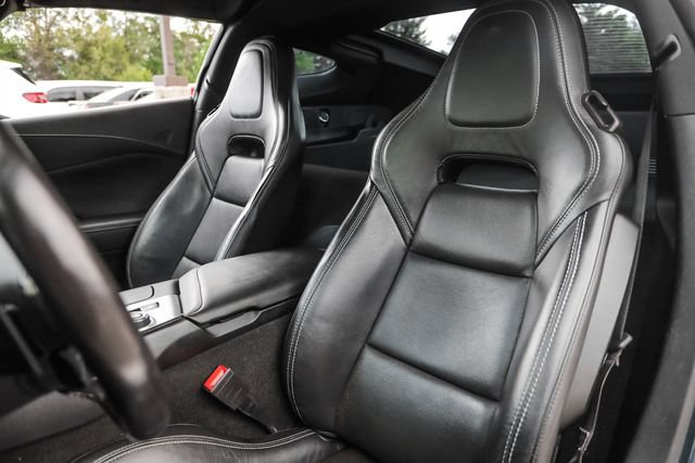Used 2019 Chevrolet Corvette Stingray Coupe w/ 1LT RWD image 69