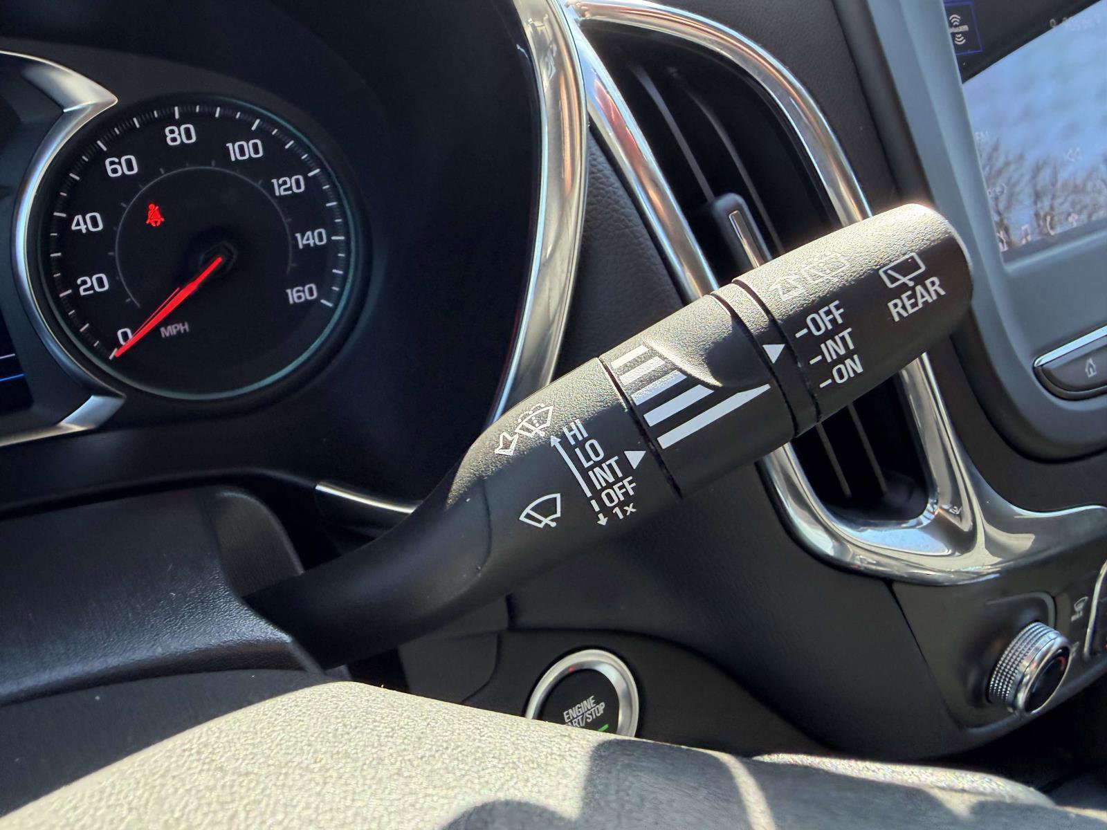 Certified 2022 Chevrolet Equinox LT image 29