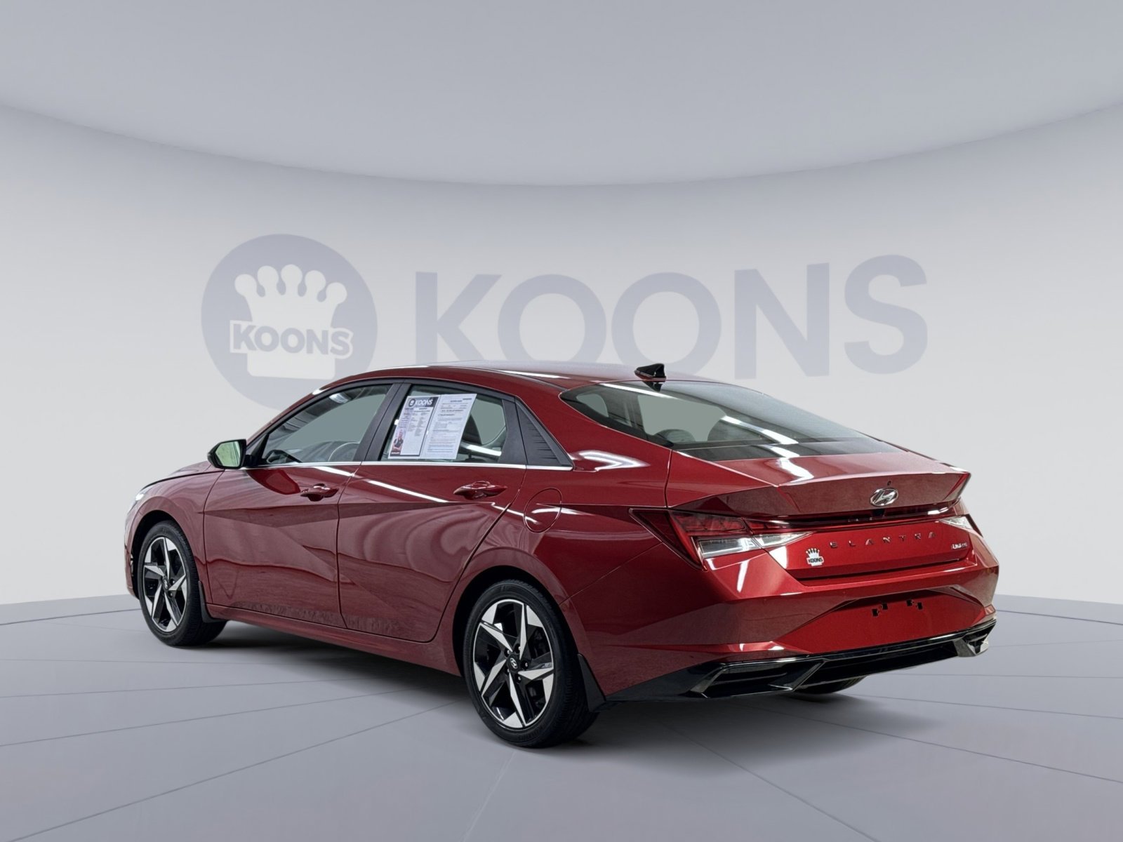 Used 2023 Hyundai Elantra Limited w/ Cargo Package image 18