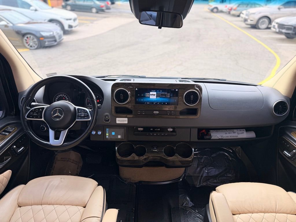 Used 2020 Mercedes-Benz Sprinter 3500 image 18