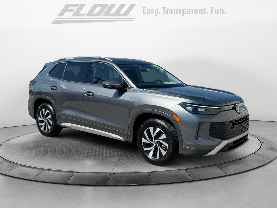 Used 2025 Volkswagen Tiguan S