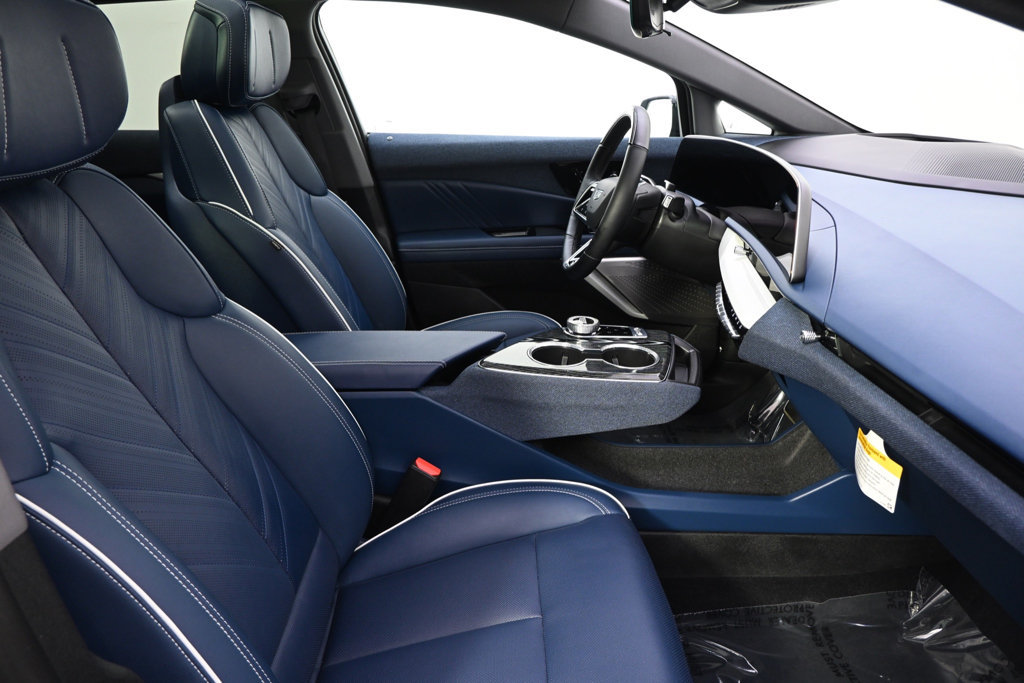 New 2026 Cadillac Optiq Luxury 2 w/ LPO, Floor Liner Package AWD/4WD image 16