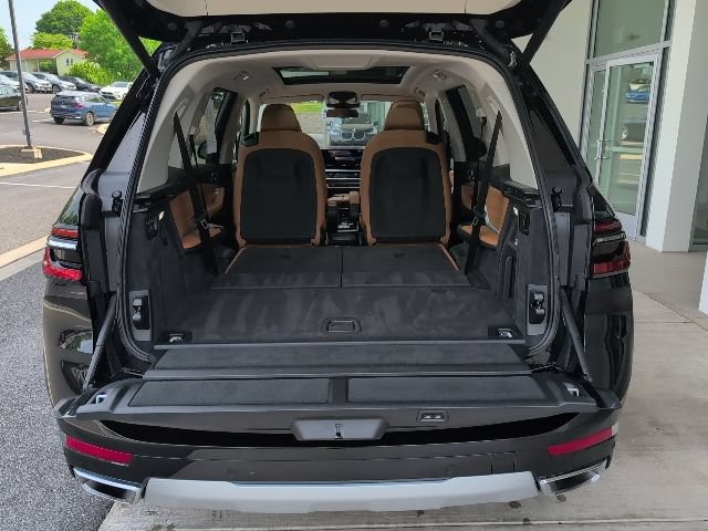 Used 2025 BMW X7 xDrive40i w/ Premium Package AWD/4WD image 40