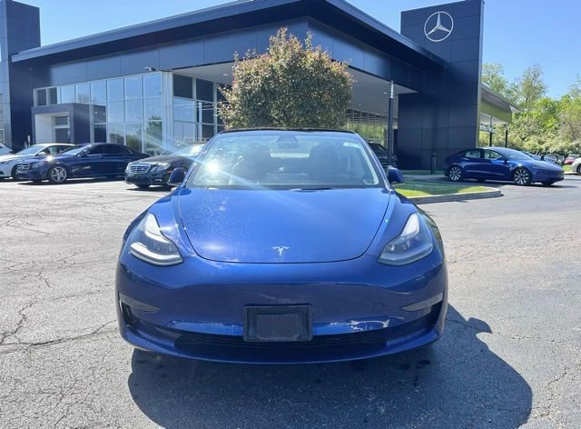 Used 2022 Tesla Model 3 image 2