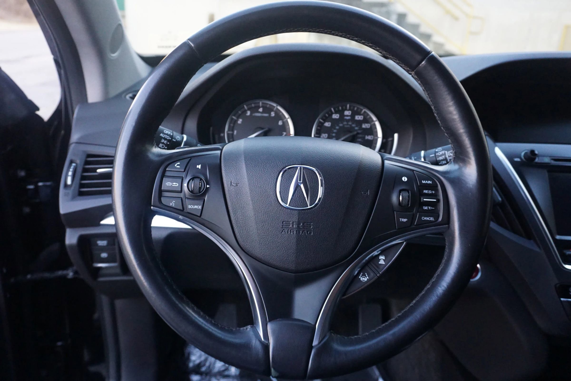 Used 2017 Acura MDX SH-AWD w/ Technology Package image 24