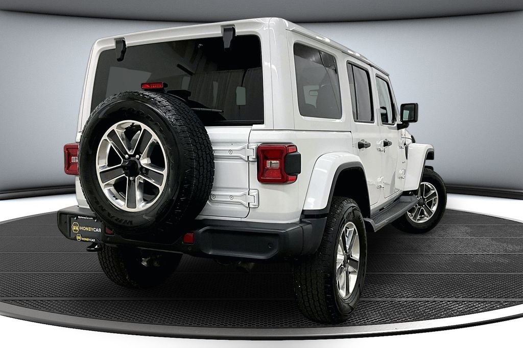 Used 2018 Jeep Wrangler Unlimited Sahara w/ Dual Top Group image 6