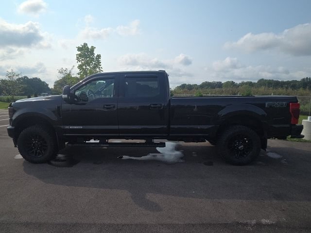 Used 2022 Ford F350 Lariat w/ Black Appearance Package AWD/4WD image 12