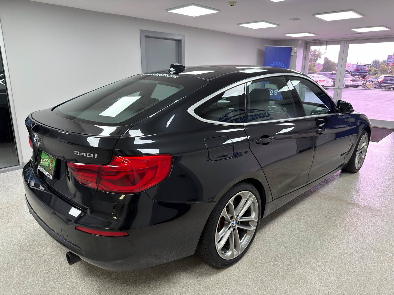 Used 2018 BMW 340i Gran Turismo xDrive AWD/4WD image 3