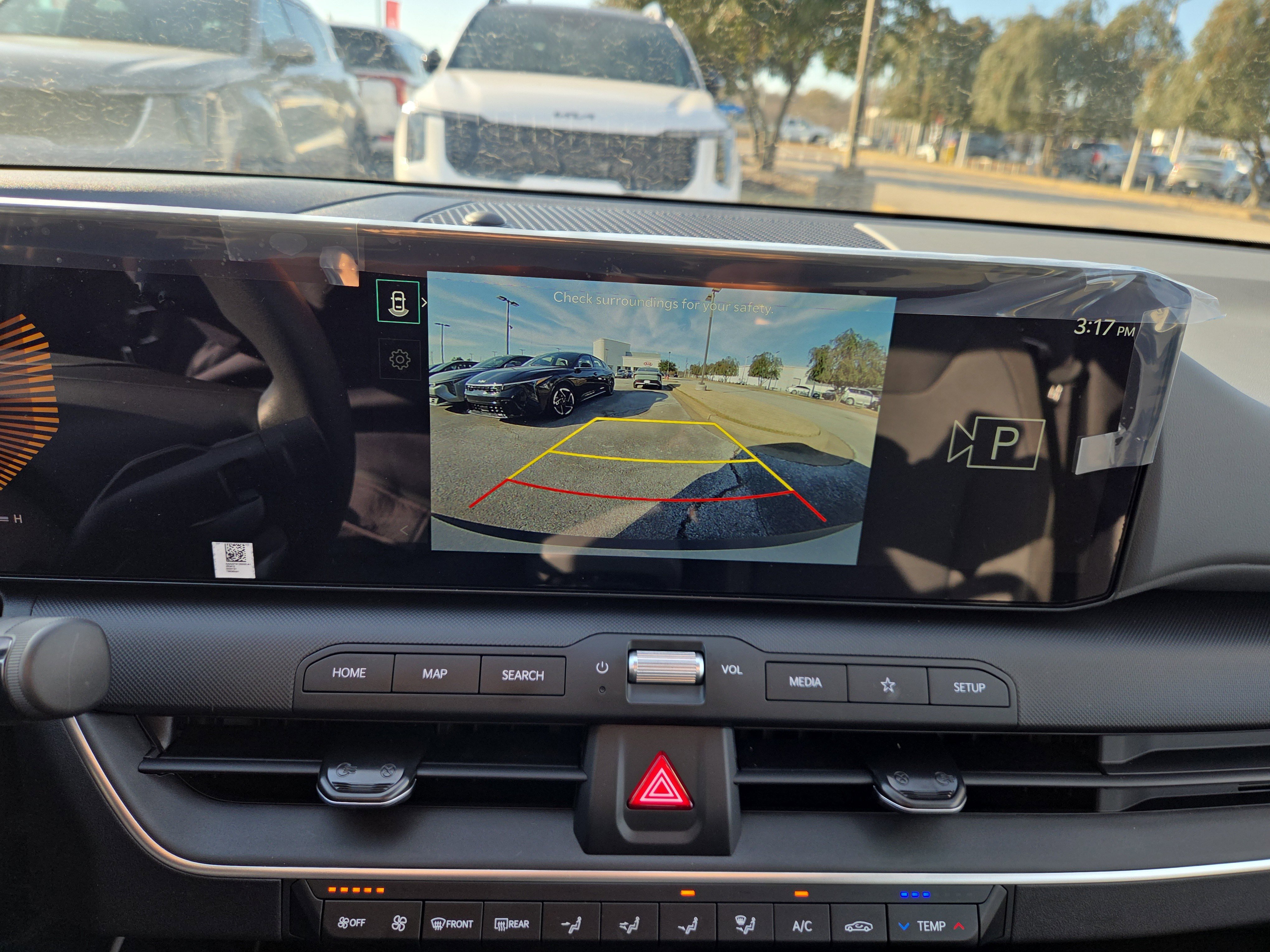 New 2025 Kia K4 LXS image 11