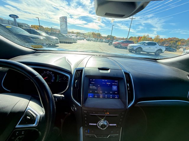 Used 2019 Ford Edge ST w/ Equipment Group 401A AWD/4WD image 2
