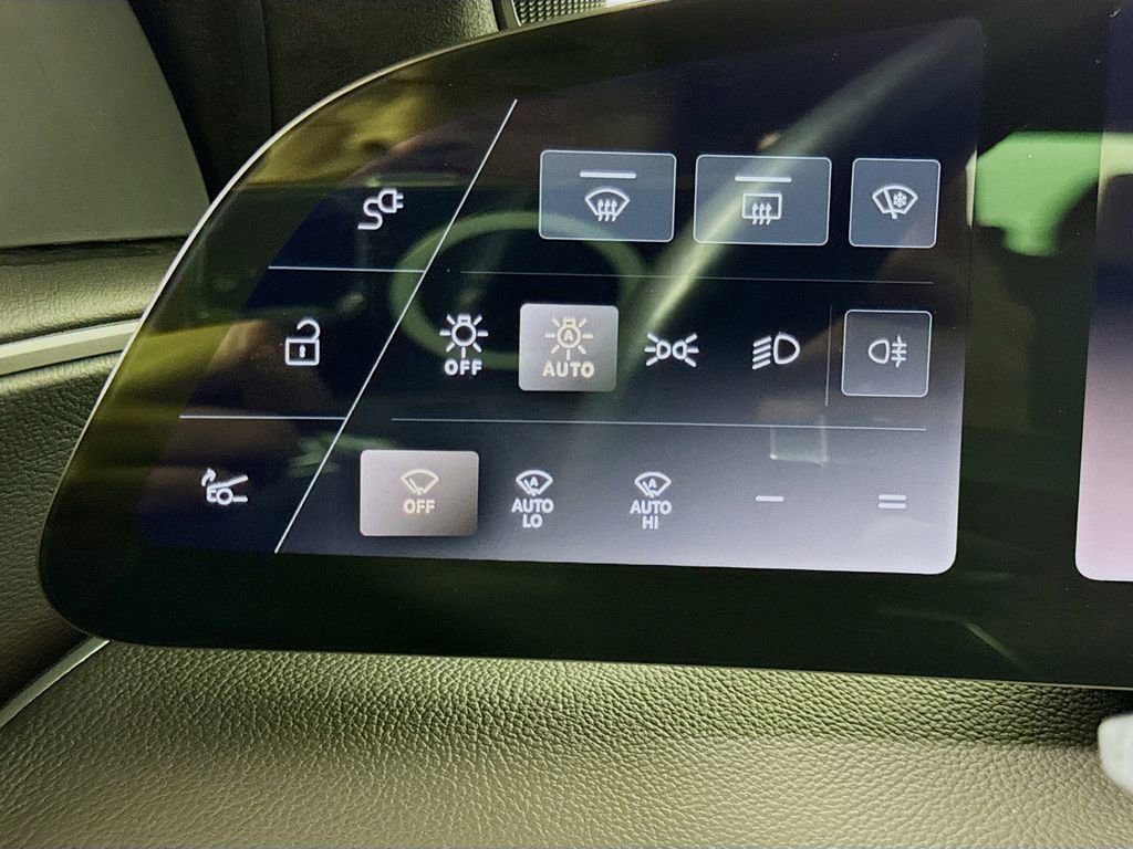 Used 2023 Lucid Air Touring image 45