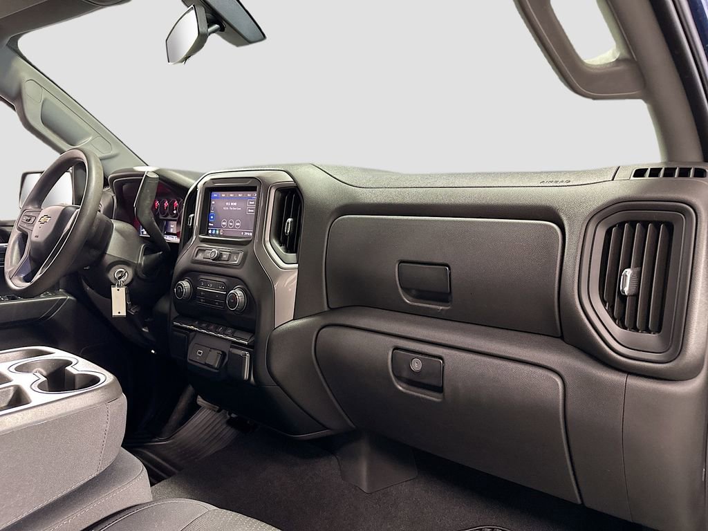 Used 2020 Chevrolet Silverado 1500 Custom w/ Custom Value Package image 29