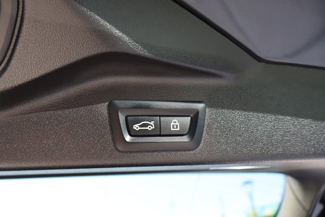 Used 2023 BMW X5 xDrive40i AWD/4WD image 29