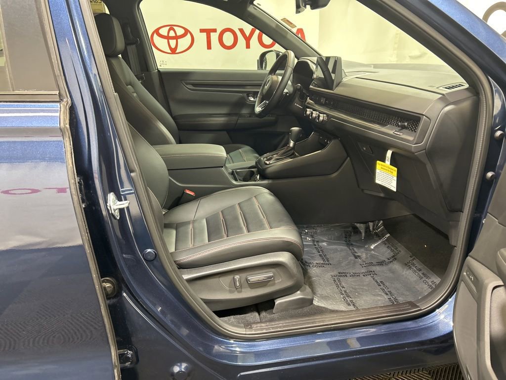 Used 2026 Honda CR-V Sport-L image 12