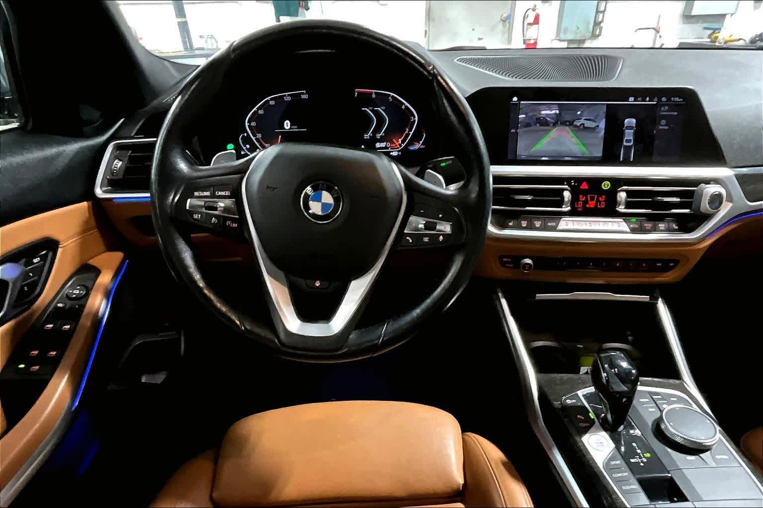 Used 2021 BMW 330i xDrive Sedan w/ Premium Package AWD/4WD image 6