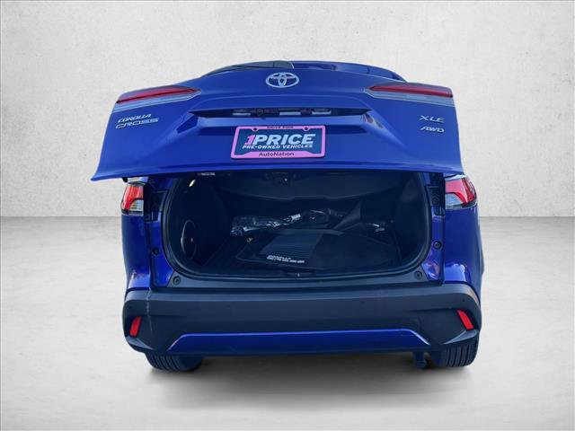Certified 2025 Toyota Corolla Cross XLE image 5