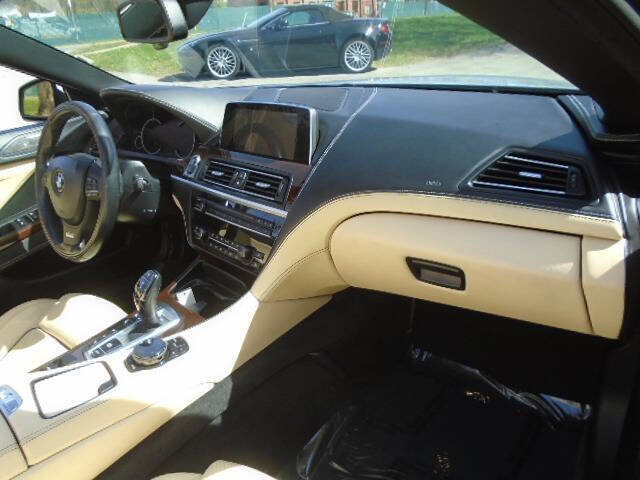 Used 2016 BMW 650i xDrive Convertible w/ Executive Package AWD/4WD image 13